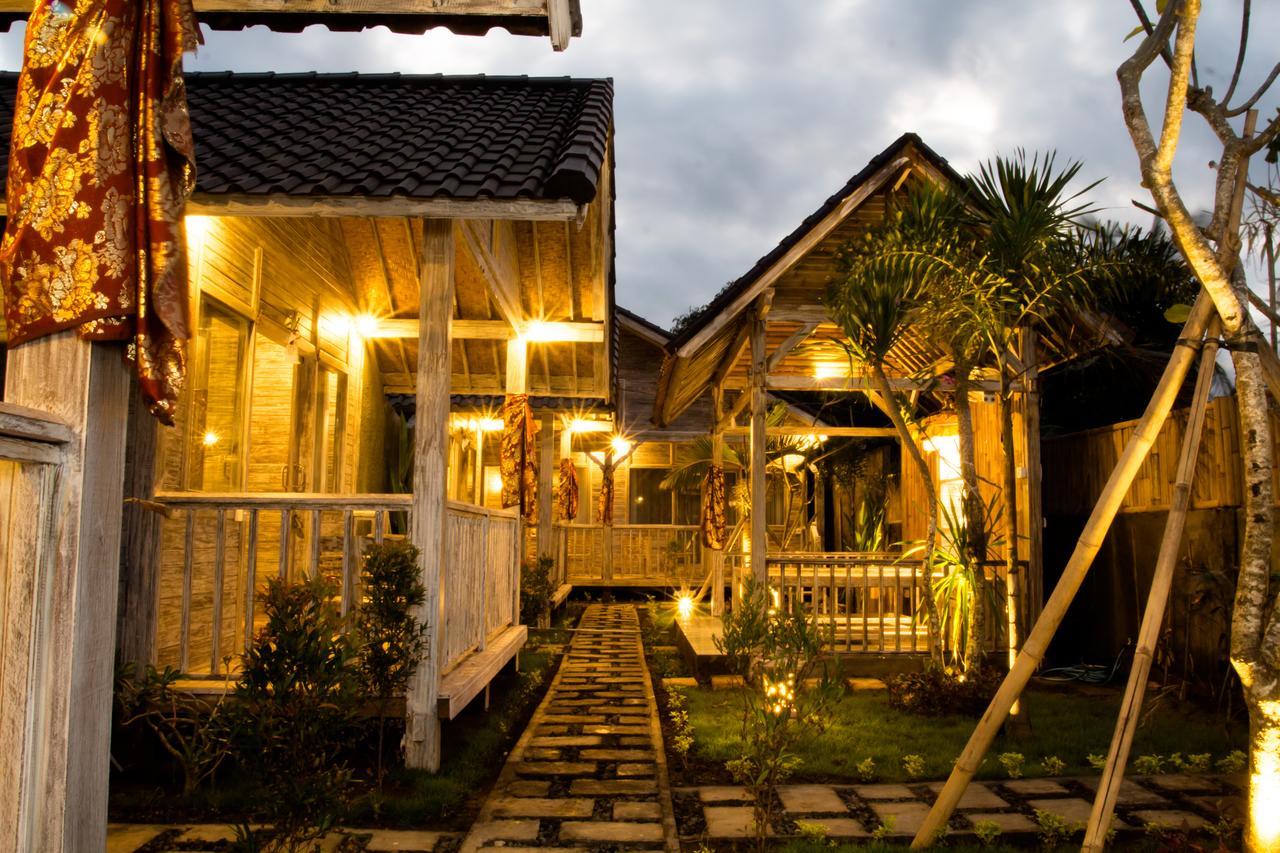 Hotel The Syron Huts Lembongan Exterior foto