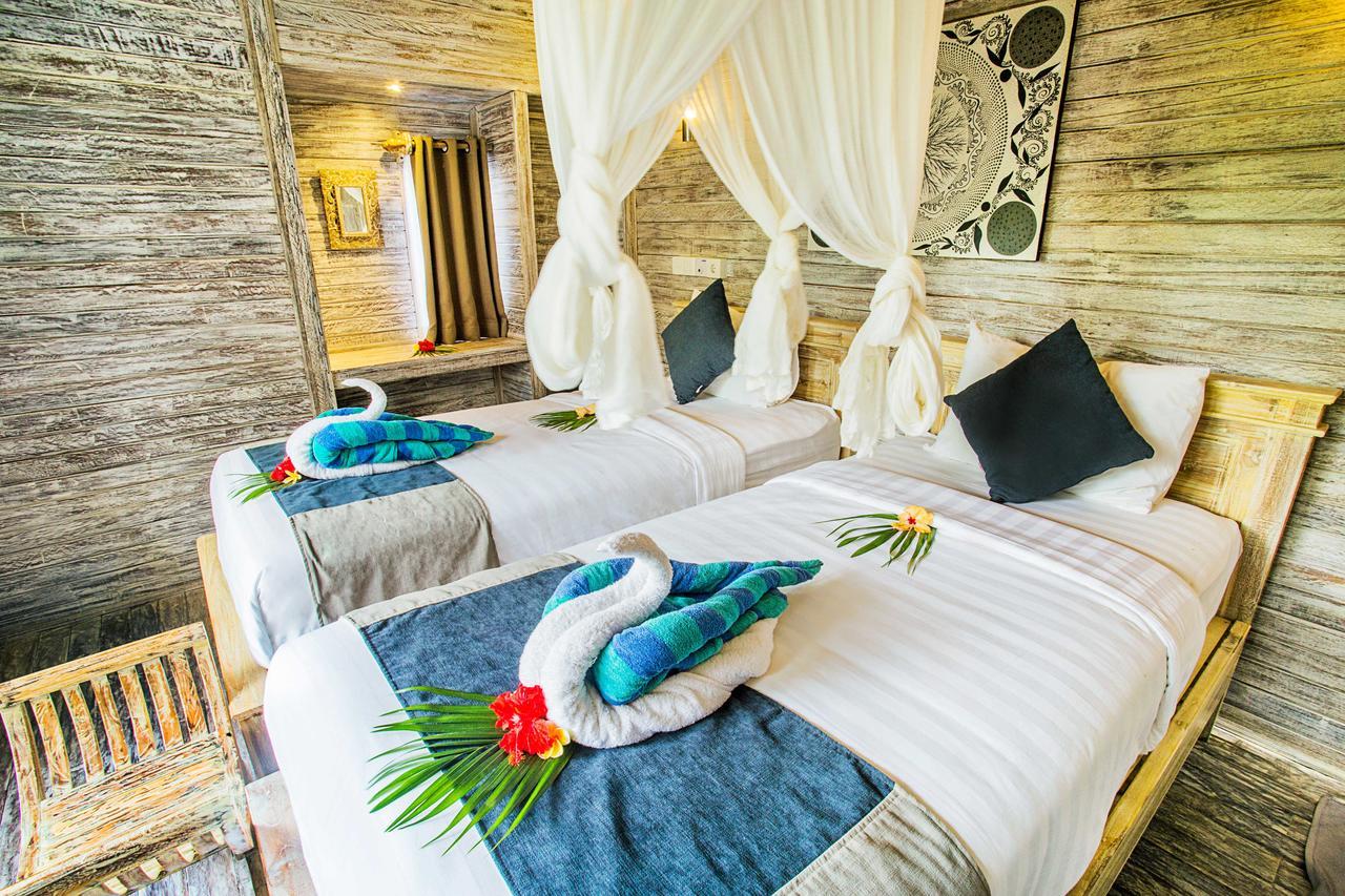 Hotel The Syron Huts Lembongan Exterior foto