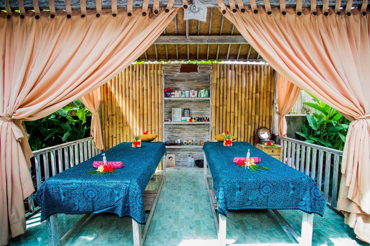 Hotel The Syron Huts Lembongan Exterior foto
