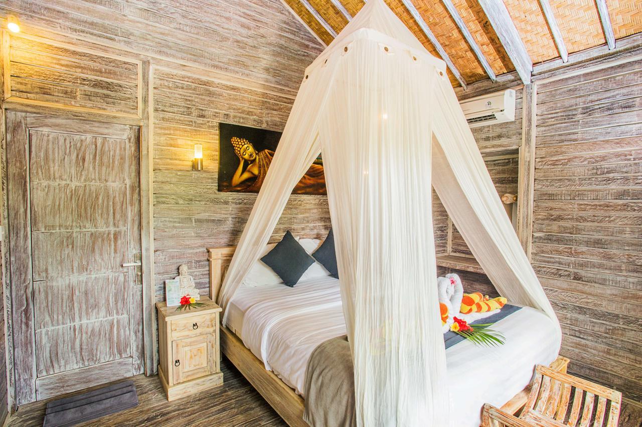 Hotel The Syron Huts Lembongan Exterior foto