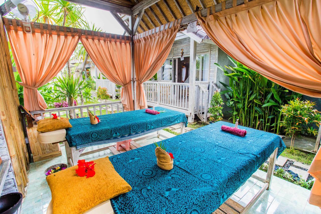 Hotel The Syron Huts Lembongan Exterior foto